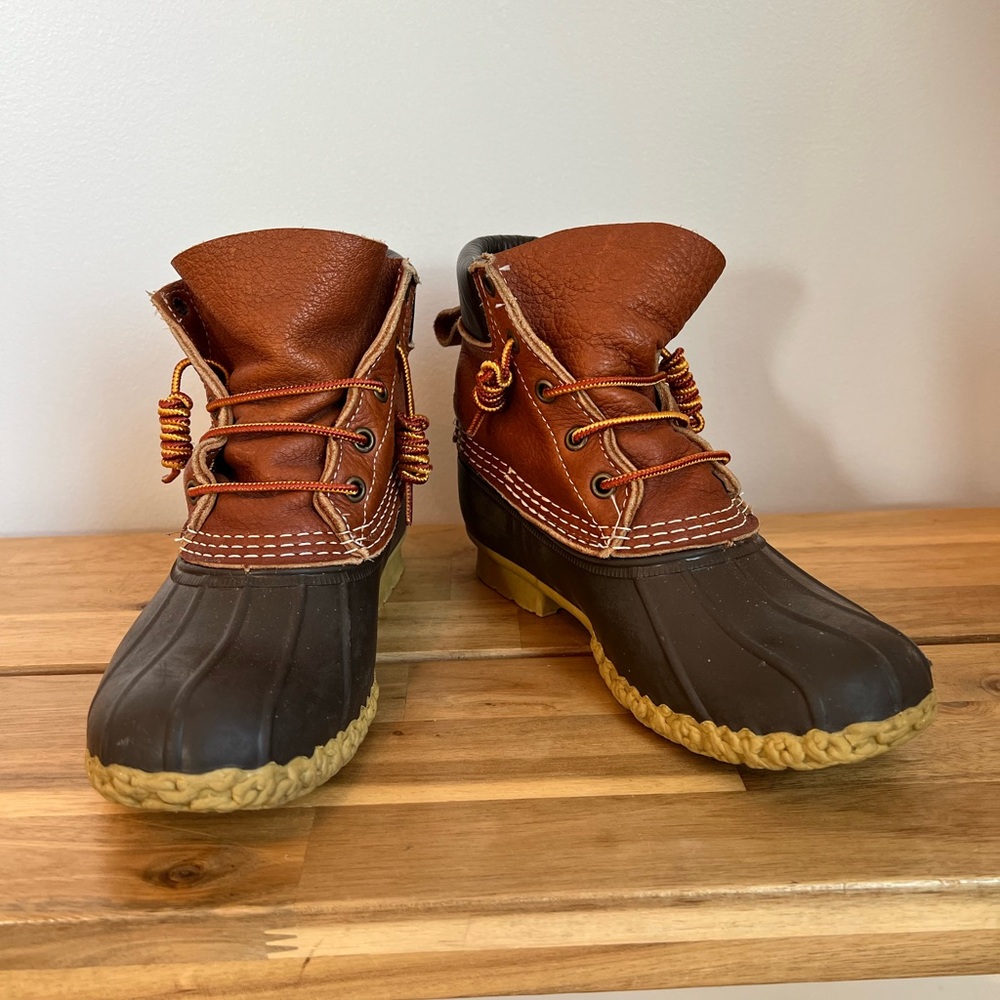 LL Bean Classic Duck Boots • Women’s Size 7 • Leather • Excellent Condition
